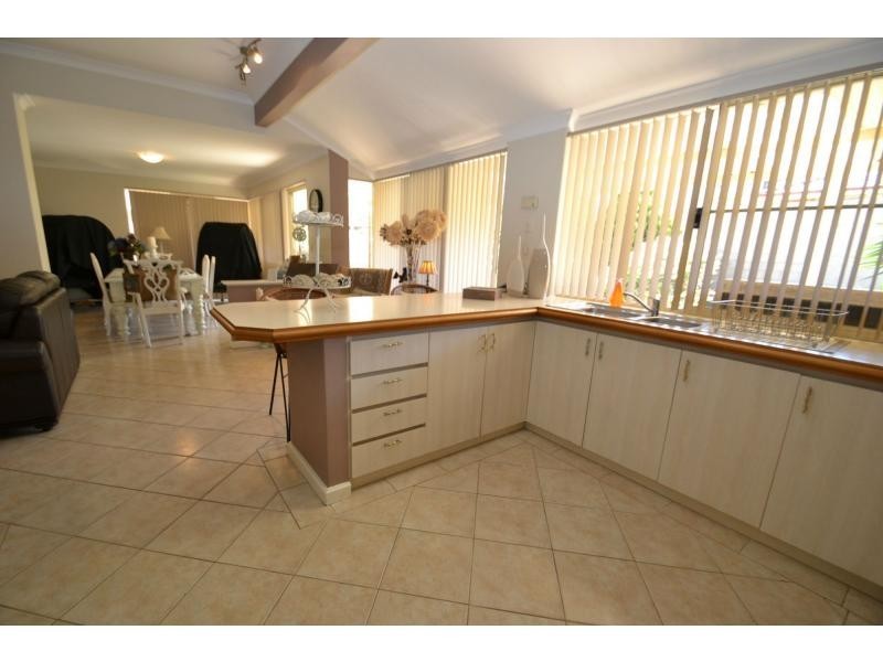 76 Limetree Circuit, Mindarie WA 6030