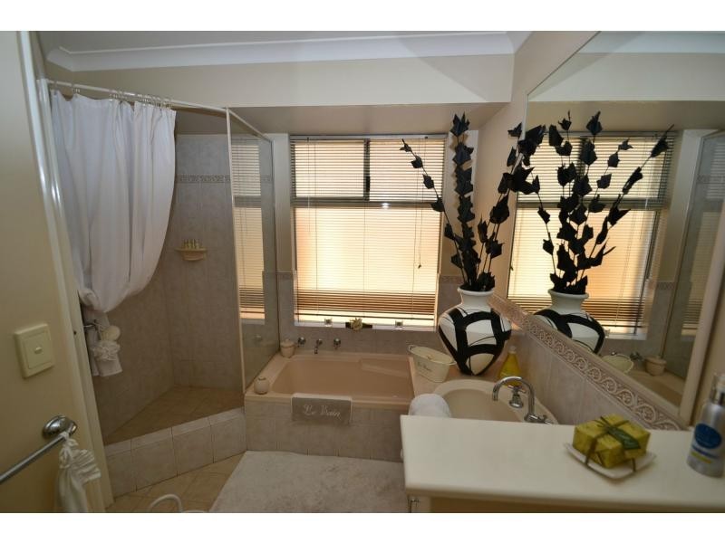 76 Limetree Circuit, Mindarie WA 6030