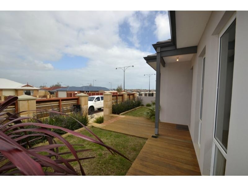 9 Rathkeale Boulevard, Ridgewood WA 6030