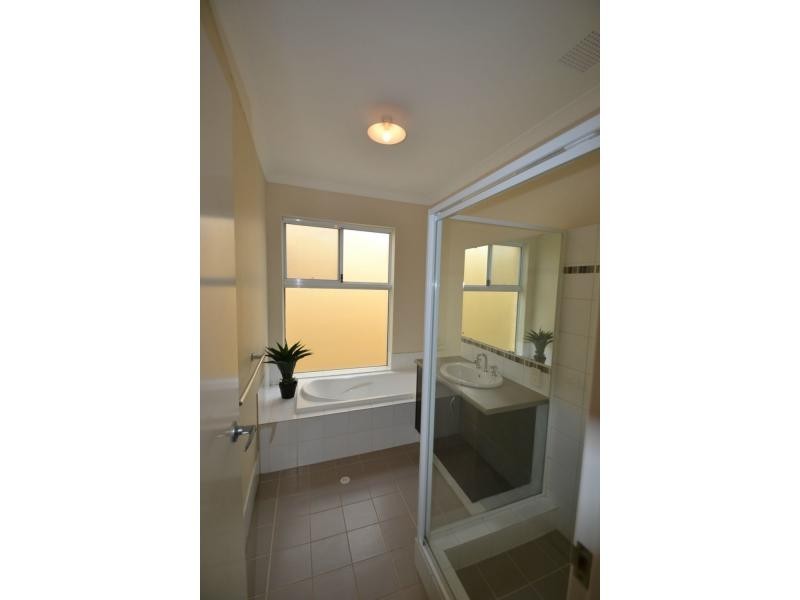9 Rathkeale Boulevard, Ridgewood WA 6030