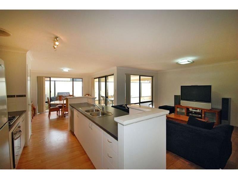 4 Salamanca Turn, Somerly Estate, Clarkson WA 6030