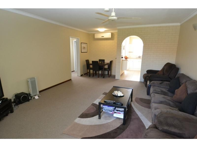 4/108 Flinders Street, Yokine WA 6060