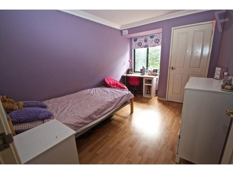 52 Golf Links Drive, Carramar WA 6031