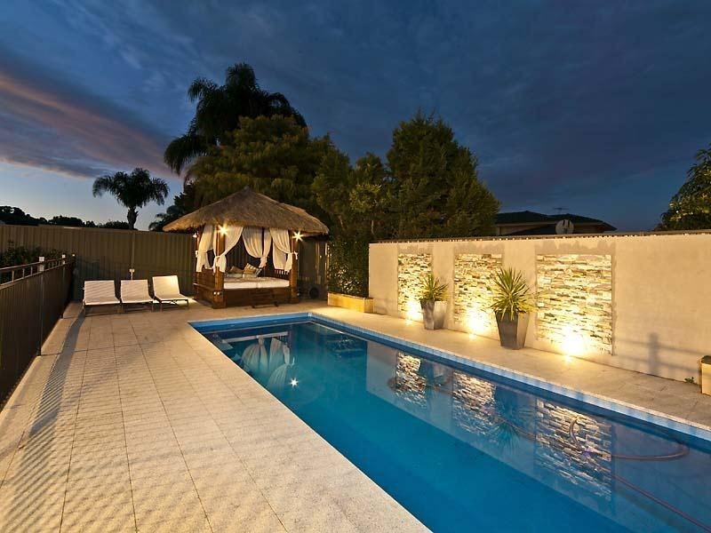 220 Summerlakes Parade, Ballajura WA 6066