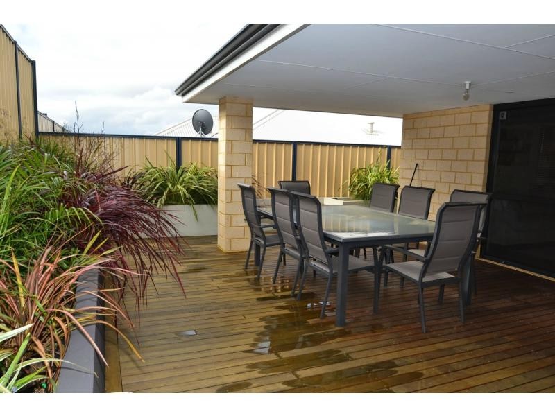 30 Melbourne Loop, Clarkson WA 6030