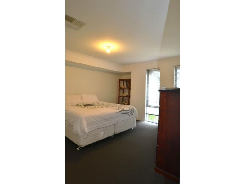 30 Melbourne Loop, Clarkson WA 6030