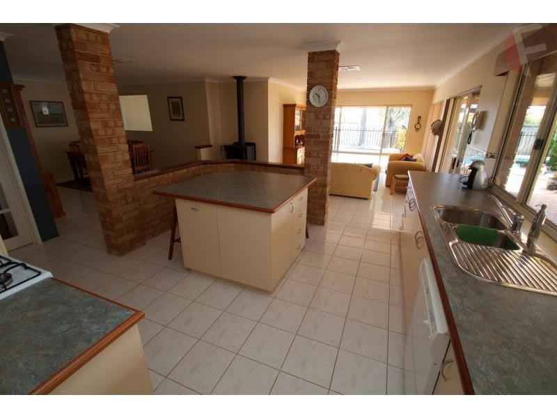 60 Windermere Circle, Joondalup WA 6027