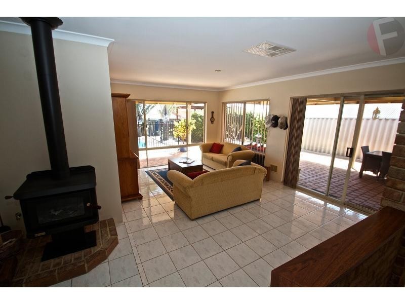 60 Windermere Circle, Joondalup WA 6027