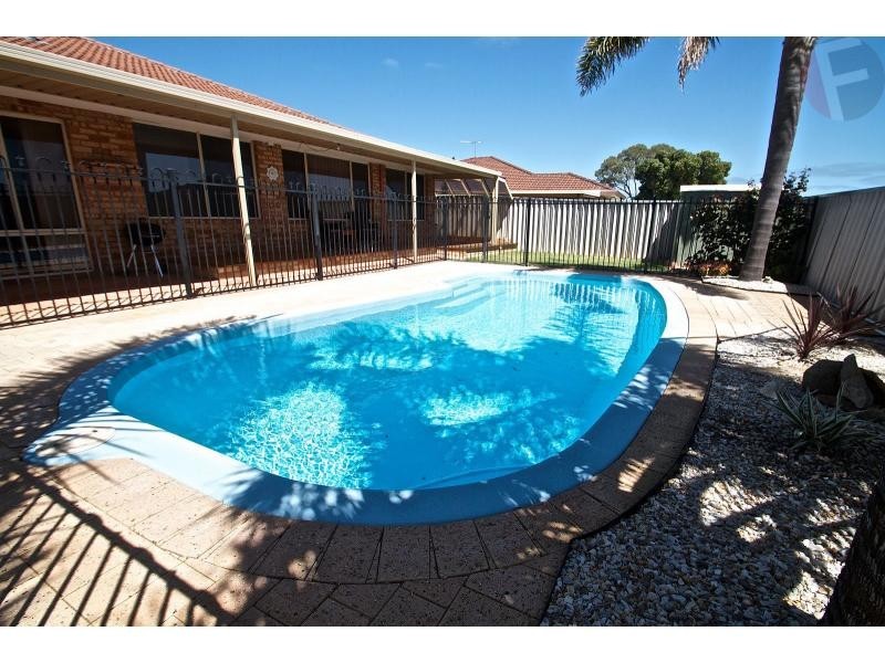 60 Windermere Circle, Joondalup WA 6027