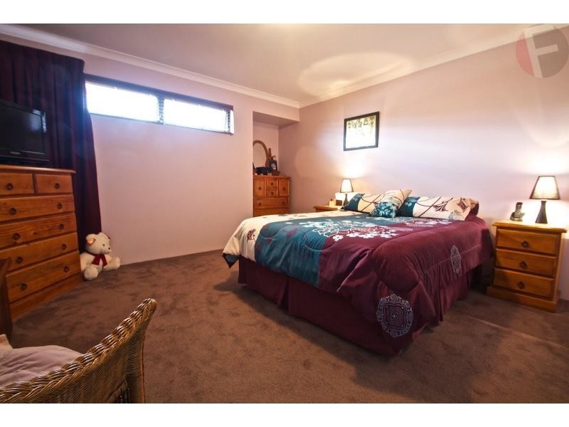 15 Nobel View, Tapping WA 6065