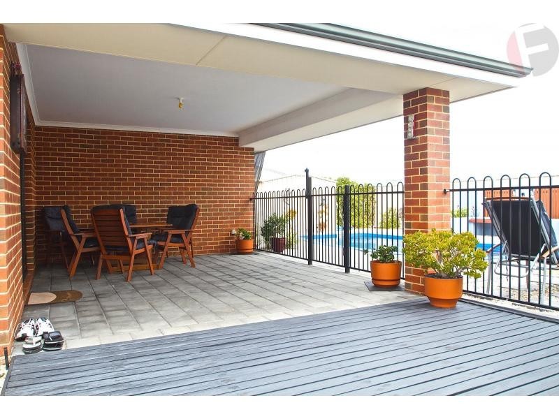 15 Nobel View, Tapping WA 6065