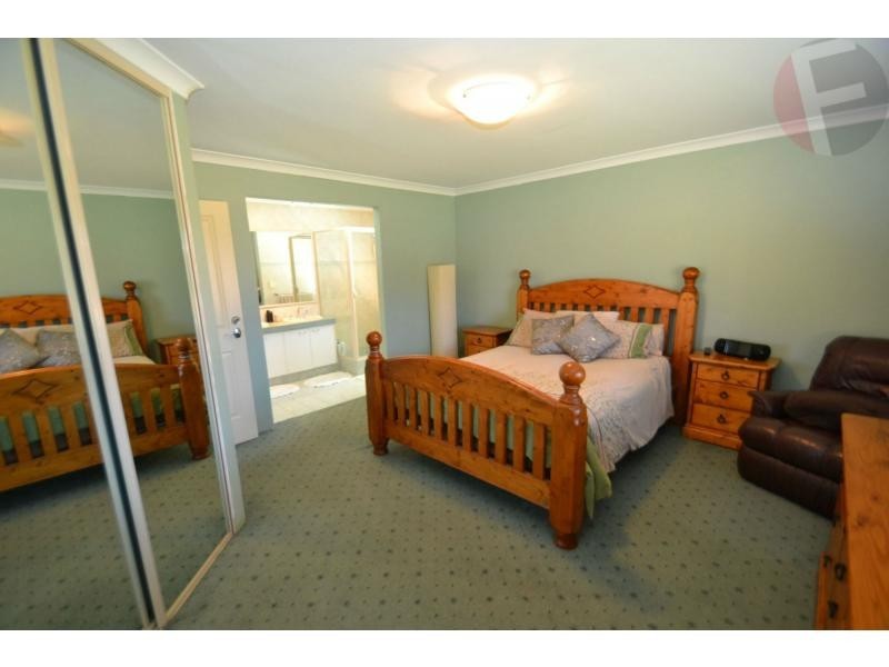 6 Oldbury Way, Tapping WA 6065