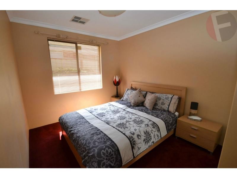 6 Oldbury Way, Tapping WA 6065