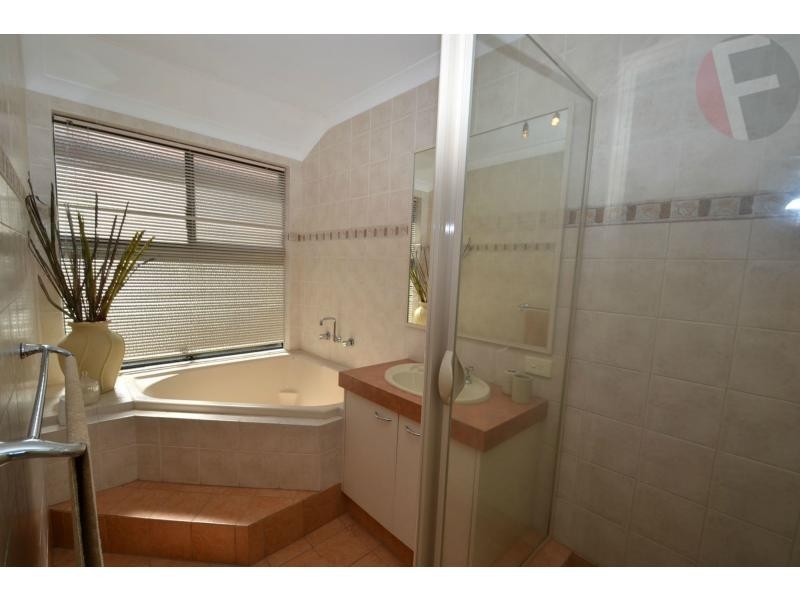 6 Oldbury Way, Tapping WA 6065