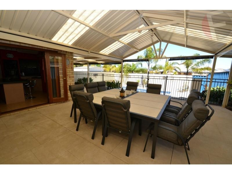 6 Oldbury Way, Tapping WA 6065