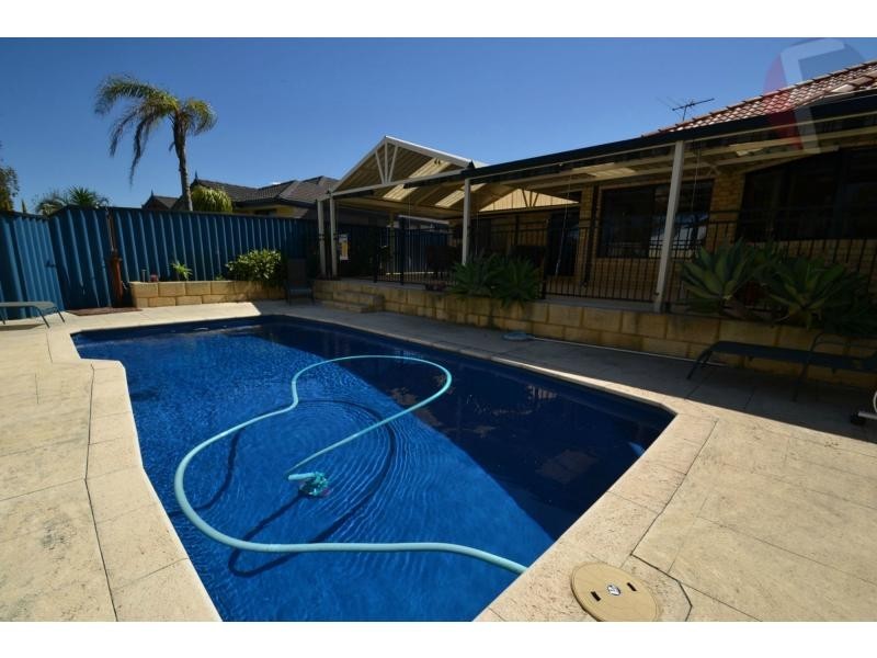 6 Oldbury Way, Tapping WA 6065