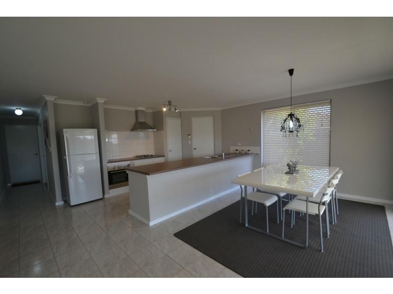 26 Seabrook Grove, Clarkson WA 6030