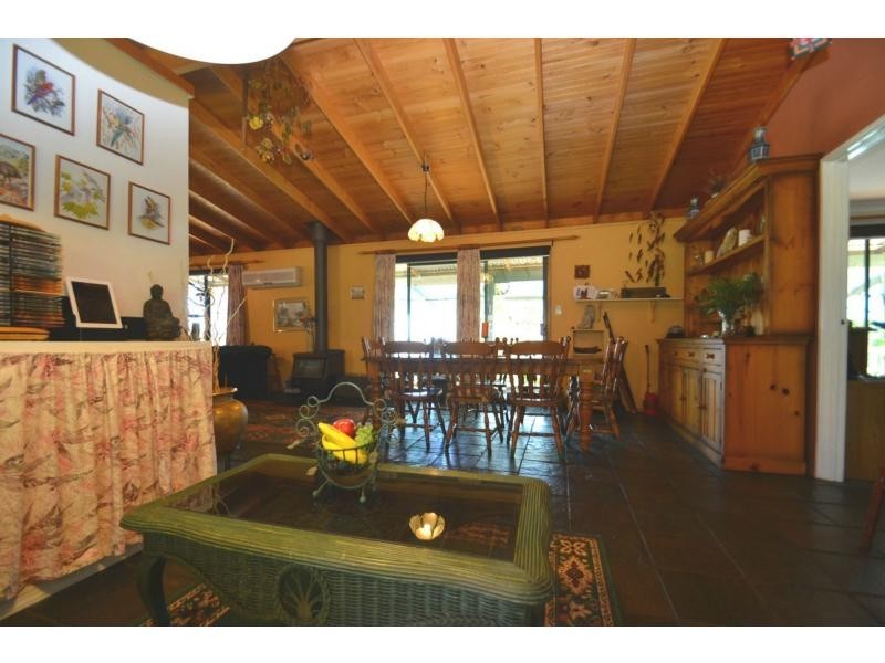 279 Tamarisk Drive, Gabbadah WA 6041