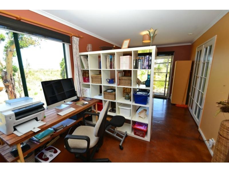 279 Tamarisk Drive, Gabbadah WA 6041