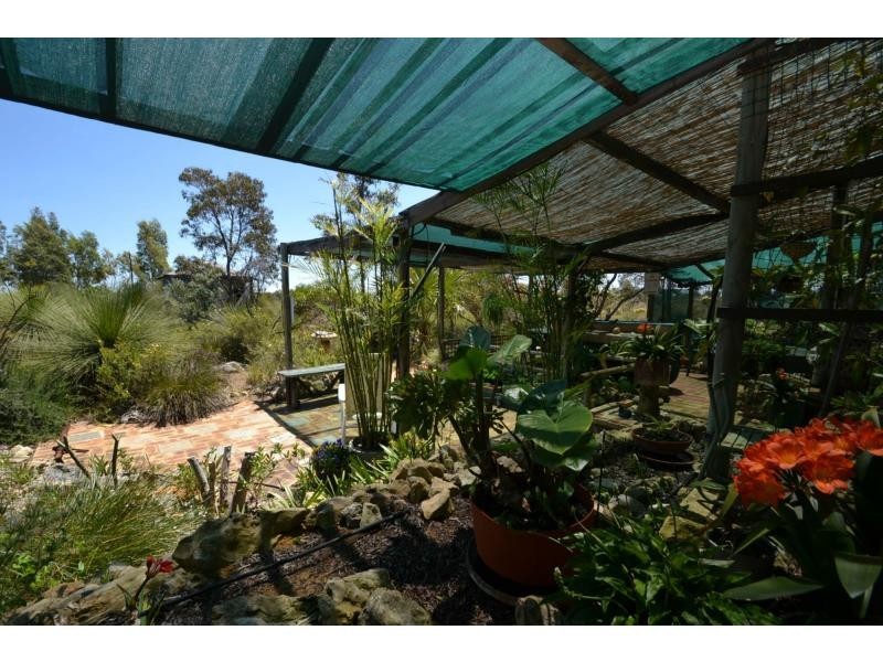 279 Tamarisk Drive, Gabbadah WA 6041