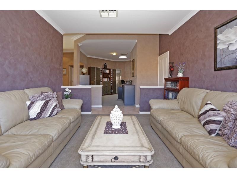 3 Renoir Lane, Currambine WA 6028