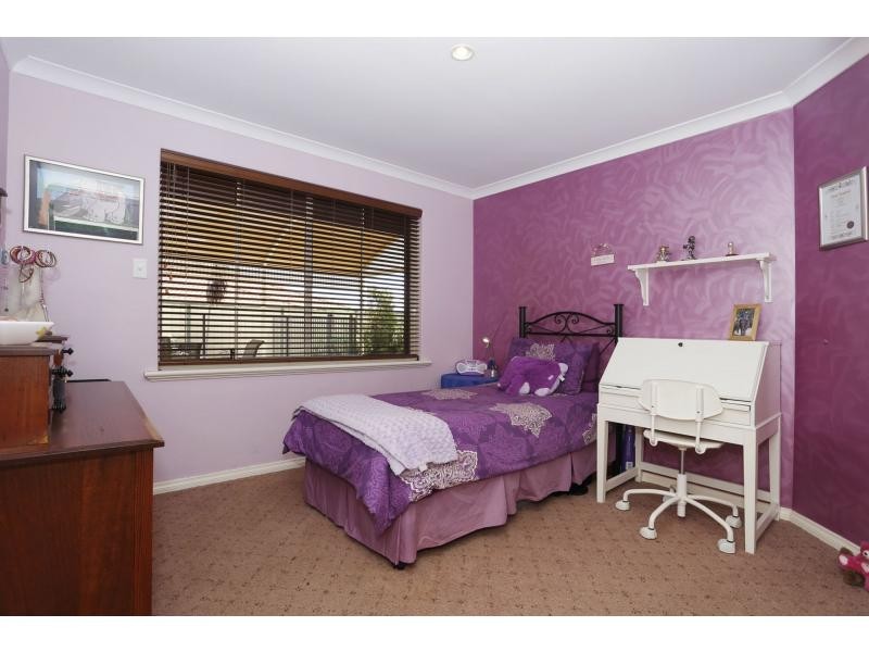 3 Renoir Lane, Currambine WA 6028