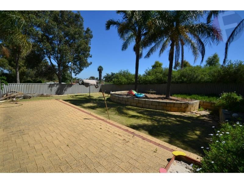 27 Frederick Street, Wanneroo WA 6065