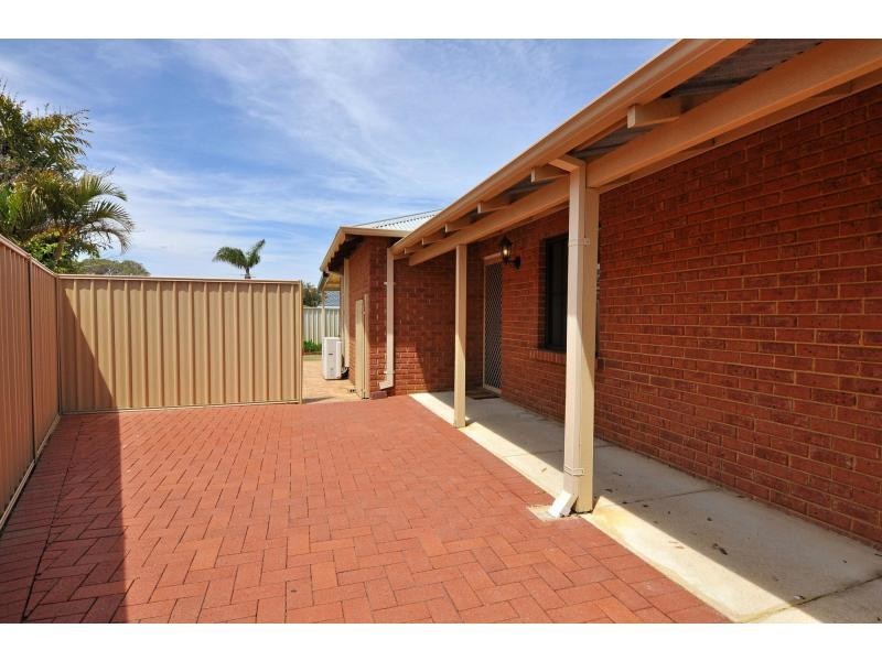 20 B Michigan Court, Edgewater WA 6027