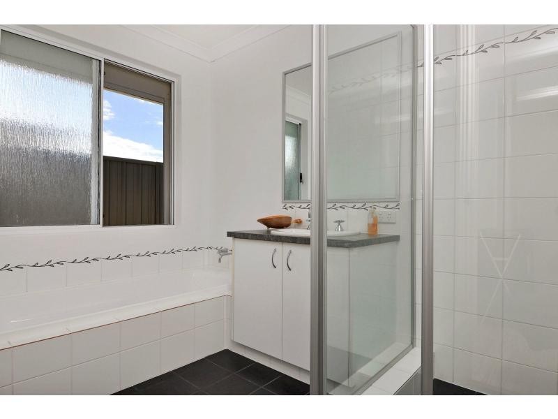 53 Kemp Street, Pearsall WA 6065