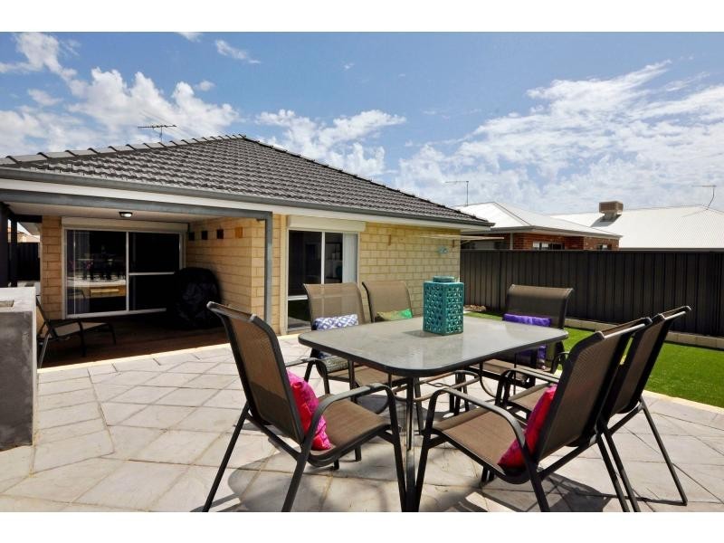 53 Kemp Street, Pearsall WA 6065