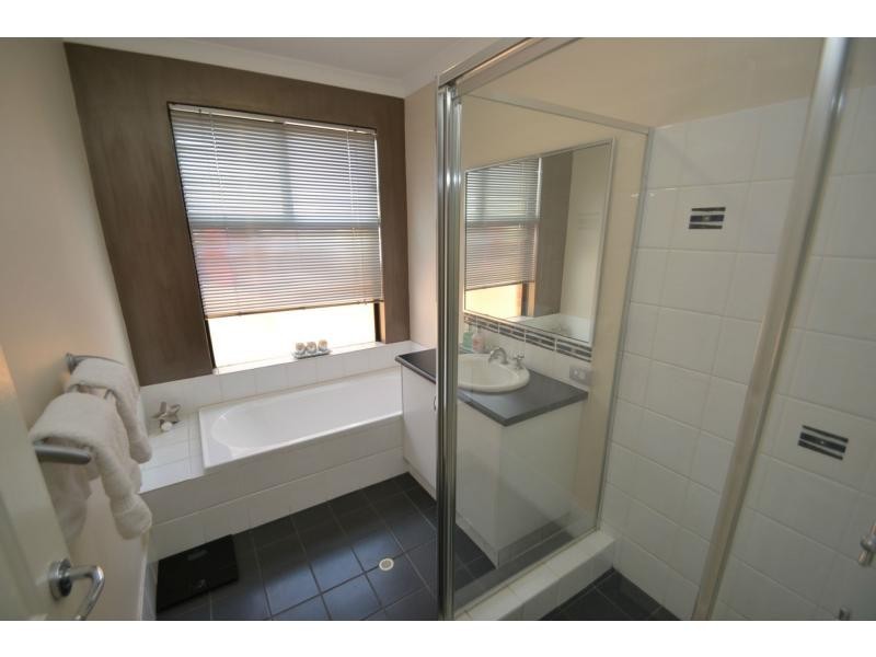 6A Pando Crescent, Landsdale WA 6065