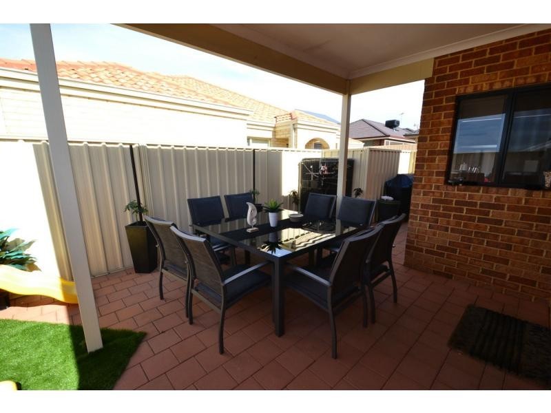 6A Pando Crescent, Landsdale WA 6065