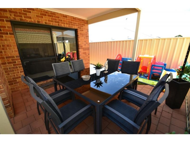 6A Pando Crescent, Landsdale WA 6065