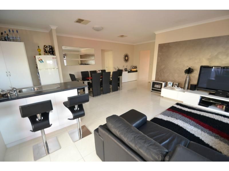 6A Pando Crescent, Landsdale WA 6065