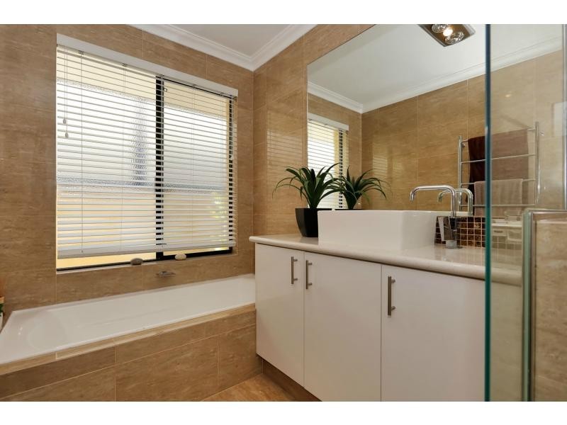 14 Trotman Crescent, Yanchep WA 6035