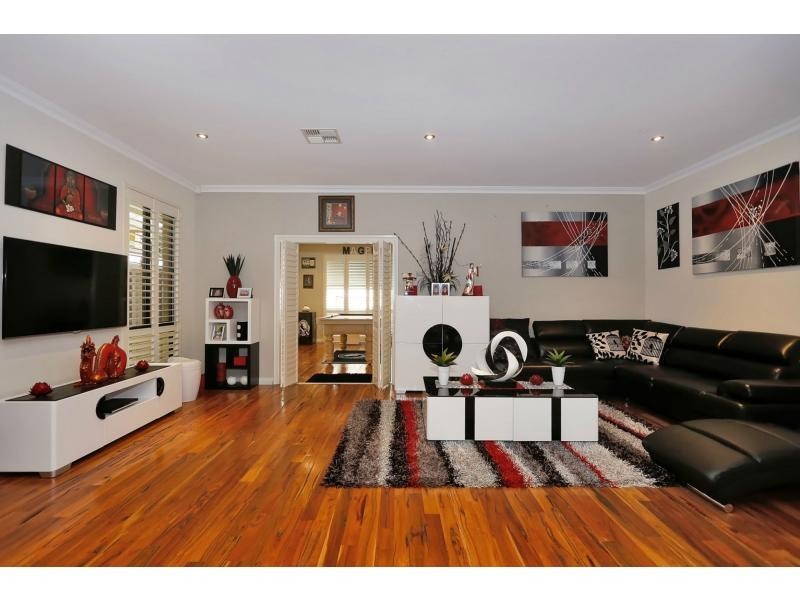 14 Trotman Crescent, Yanchep WA 6035