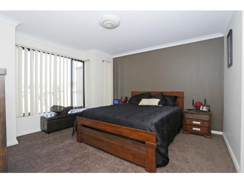 21 Rollo Court, Kinross WA 6028