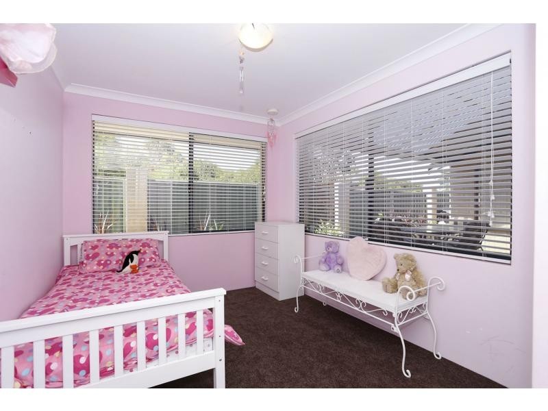 21 Rollo Court, Kinross WA 6028