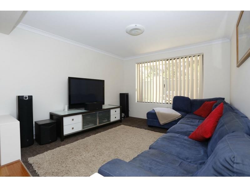 21 Rollo Court, Kinross WA 6028