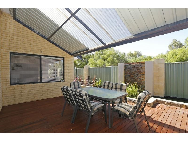 21 Rollo Court, Kinross WA 6028