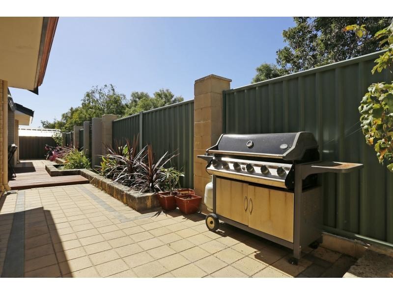 21 Rollo Court, Kinross WA 6028