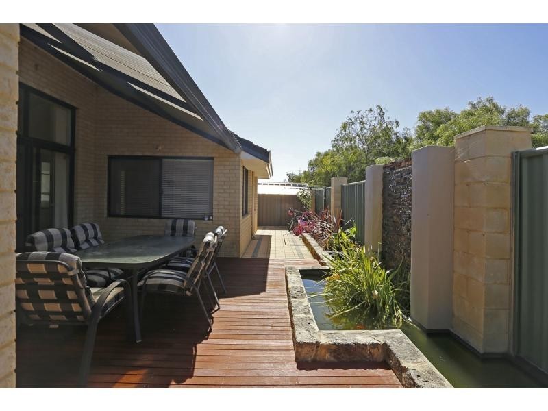 21 Rollo Court, Kinross WA 6028