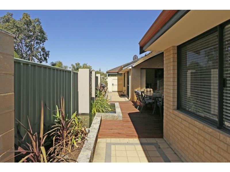 21 Rollo Court, Kinross WA 6028