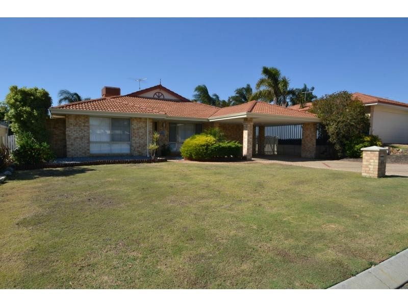 15 Sherlock Rise, Carramar WA 6031