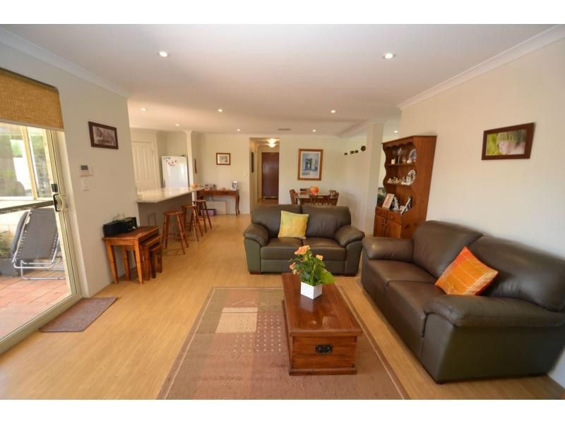 4 Caldwell Turn, Clarkson WA 6030