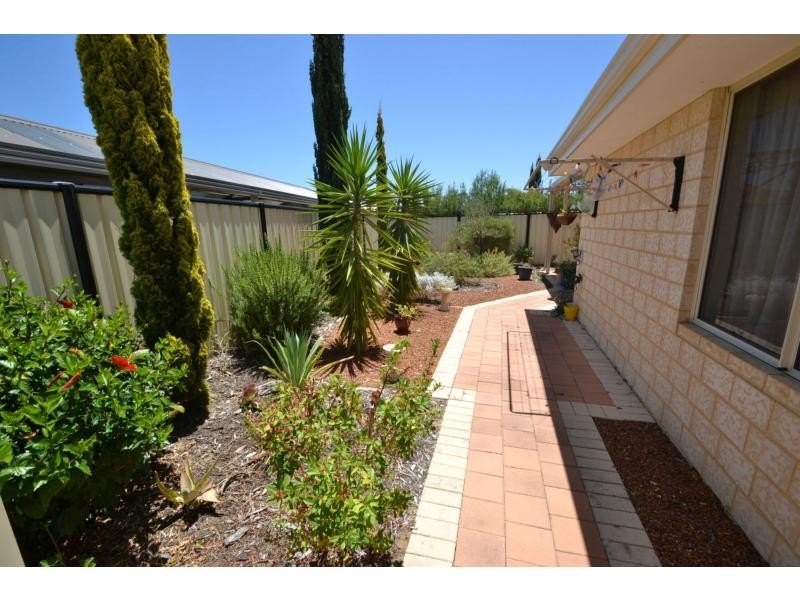 4 Caldwell Turn, Clarkson WA 6030