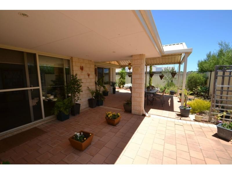 4 Caldwell Turn, Clarkson WA 6030