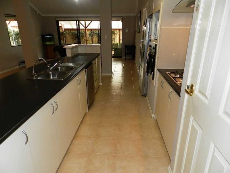 72 Paddington Avenue, Currambine WA 6028