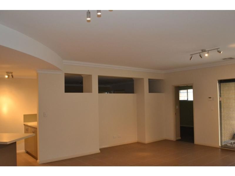 85 Spring Hill, Tapping WA 6065