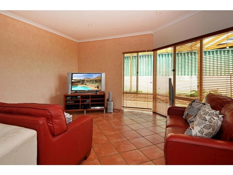 50 Vigilant Terrace, Ocean Reef WA 6027